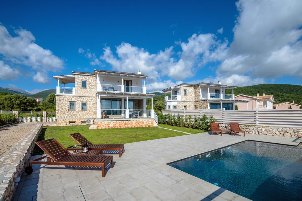 White Villas Karavomylos Bagian luar foto