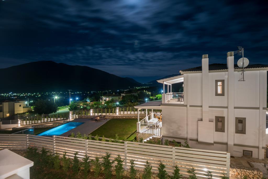 White Villas Karavomylos Bagian luar foto