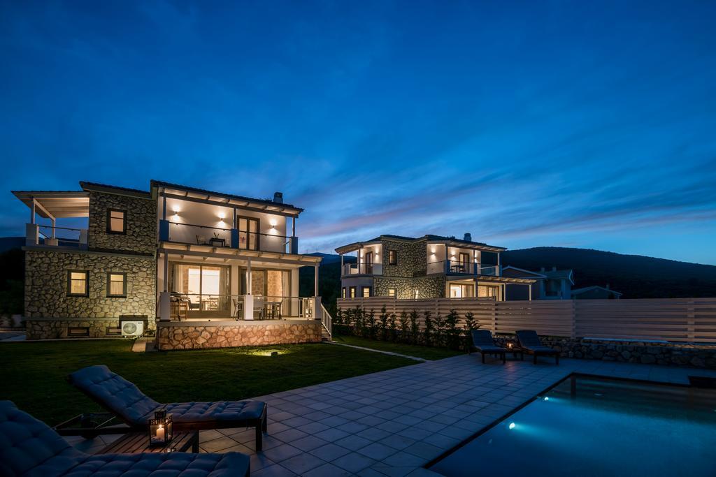 White Villas Karavomylos Bagian luar foto